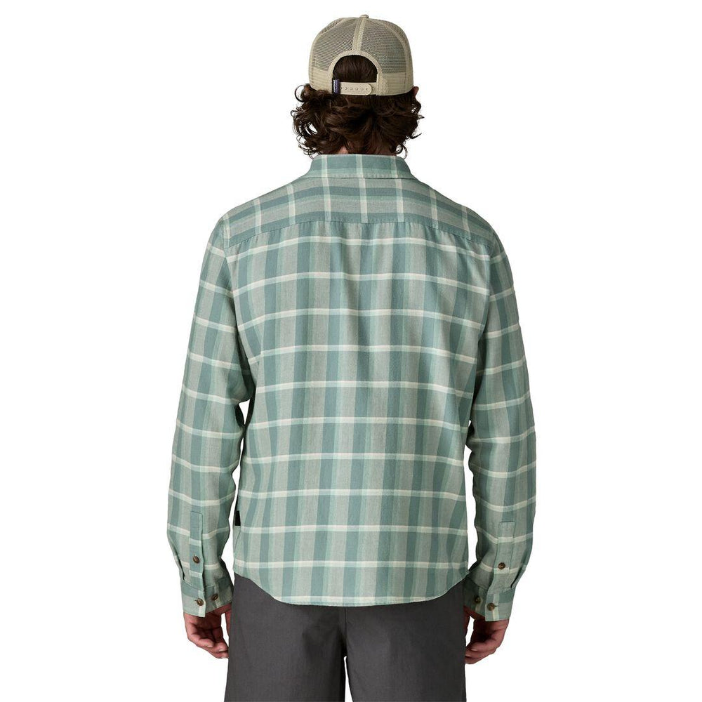 Patagonia Long-Sleeved Lightweight Fjord Flannel Shirt